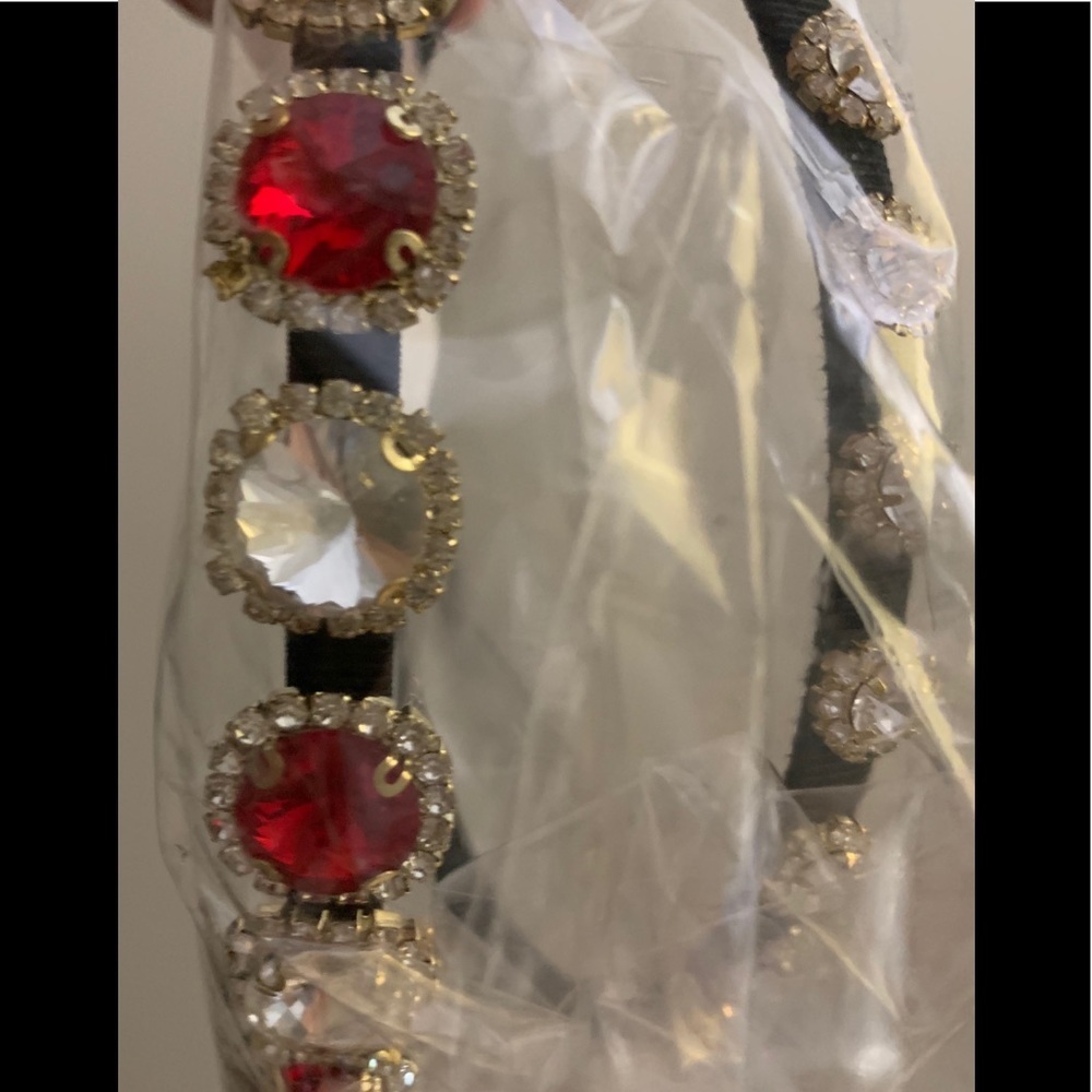 Designers Brands For Customers That Love To Wear Casual and Elegant Accessories; - Picture 9 of 10